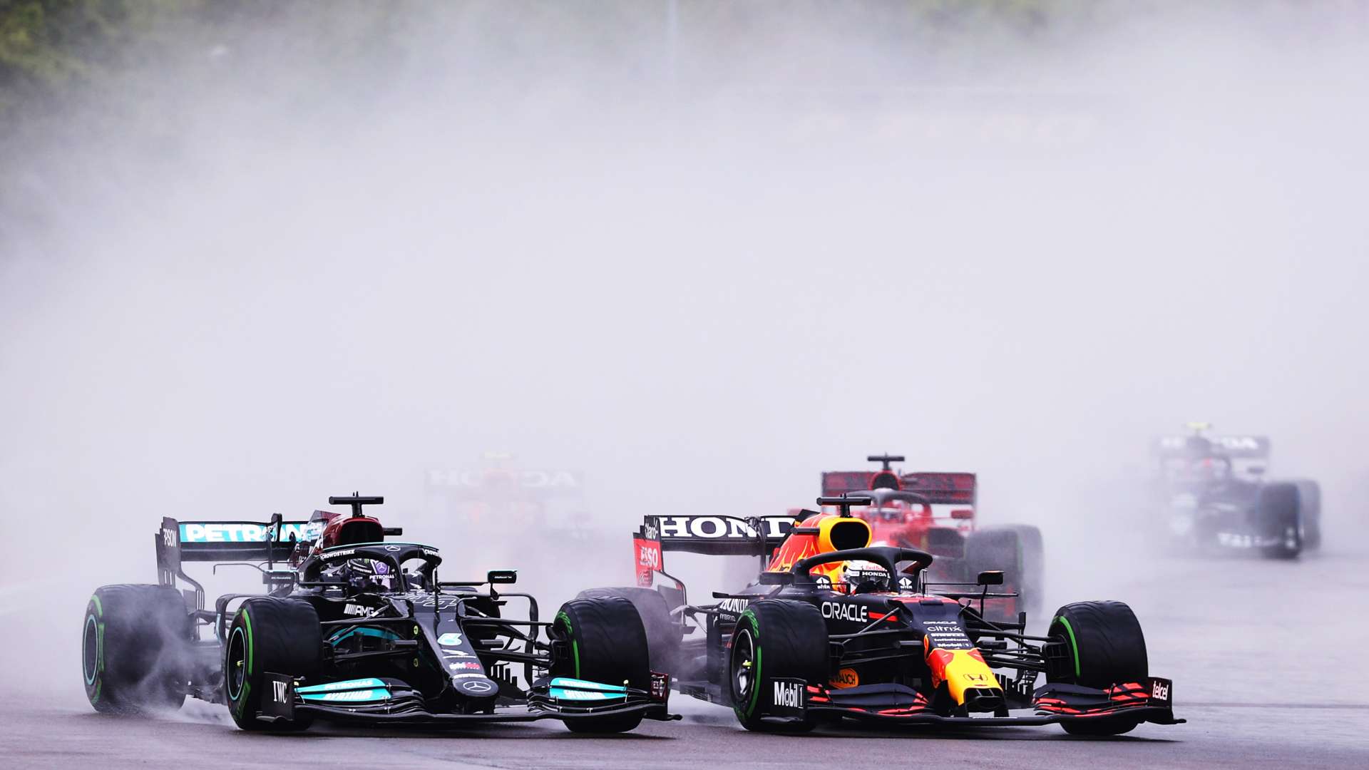 阿莫林不后悔让拉什福德外租 他不满球员的态度.